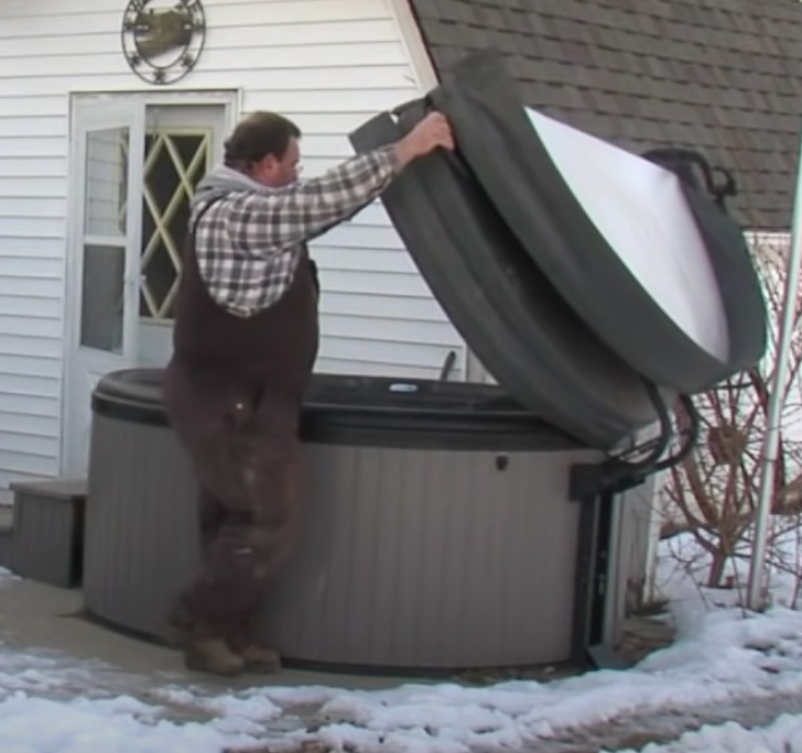 VIDEO: Incredible Farmer Instincts Saves A Paralyzed Calf In Pile Of Snow!